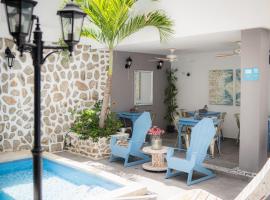 Hotel Adaz Mediterráneo, hotelli kohteessa Santa Marta