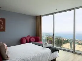 King´s View (Heated Pool and Sea View)