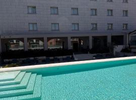 Hotel For You, hotel u gradu Olbia