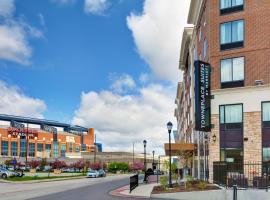TownePlace Suites by Marriott Indianapolis Downtown, hotel berdekatan Stadium Lucas Oil, Indianapolis