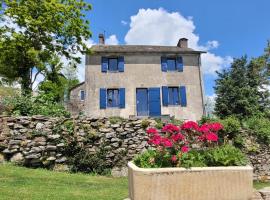 Gîte à la tour de Peyrebrune, povoljni hotel u gradu Alrance