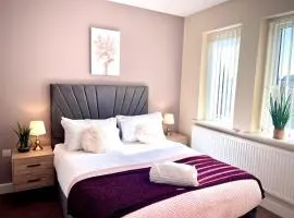 Syster Properties Leicester LE3 Comfy Casa Stay with Free Parking in Quiet Area