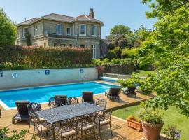Luccombe Villa Holiday Apartments, hotel in Shanklin