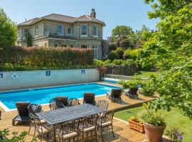 Luccombe Villa Holiday Apartments, hotel v destinaci Shanklin