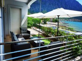 Ariya mare apartman Risan Montenegro, na plaži, hotel in Risan