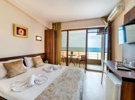 Camere de inchiriat CASA ROYAL