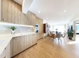 Bahía Luxurious apartment, 3 double rooms, free parking, terrace, brand new