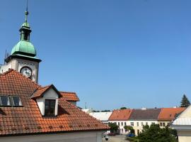 Penzion U Radnice, casa de hóspedes em Doksy