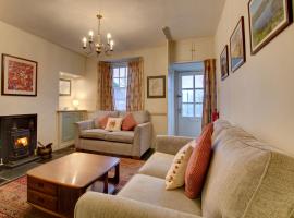 Tabithas Cottage, hotel with parking in Chapel Stile