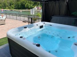 Entre Roche & Meuse, villa in Hastière-par-delà