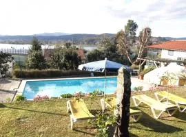 VNC13V4, encantadora casa e piscina, vista rio Min