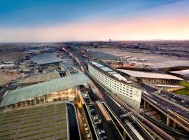 Sheraton Paris Charles de Gaulle Airport Hotel, viešbutis Roissy-en-France, netoliese – Paryžiaus Šarlio de Golio oro uostas - CDG