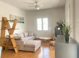 Faliro comfort apartment 10 mins walking to the beach