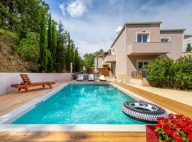 Nightingale Villa & Suites Corfu, rodinný hotel v destinaci Gazátika