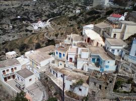 Olympos apt with amazing mountain view, appartamento a Olympos