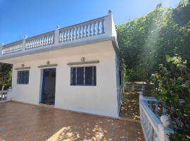 Maison de vacances avec vue sur mer proche Tanger, hotell sihtkohas Ksar es-Seghir