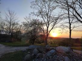 Siedlisko Magiczne Cimanie، فندق في Cimanie