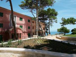 Apartments Punta, hotel with hot tubs in Veli Lošinj