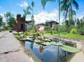 Ruins Chaaya Hotel, hotel en Polonnaruwa