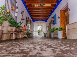 Casas Mancha, сімейний готель у місті Torrenueva