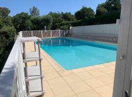 A 10mn de la plage!!, hotel in Cavalaire-sur-Mer