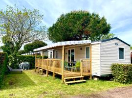 Mobil Home excellence 6 personnes au camping Siblu Mer et Soleil, Saint George d'Oléron, οικογενειακό ξενοδοχείο σε Les Sables Vignier