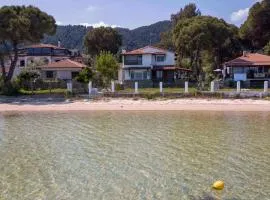 Docker 2 Beachfront Villa Vourvourou by Halkidiki Villas