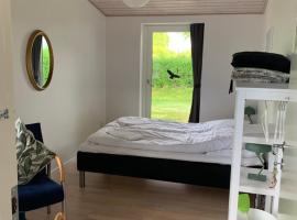 Tusindfrugt B&B, bed & breakfast i Store Heddinge