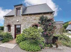 Maison chaleureuse à 3kms des plages, hotel sa Plurien