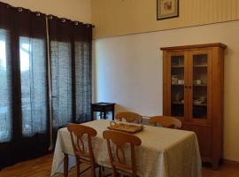 Location appartement (T2) Barbotan-les-Thermes, hotel din Cazaubon