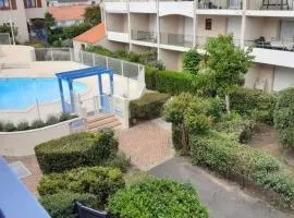 APPARTEMENT AU CALME AVEC PISCINE ET PARKING dans résidence securisée