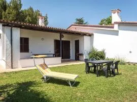 N084 - Numana, villa quadrilocale con meraviglioso giardino