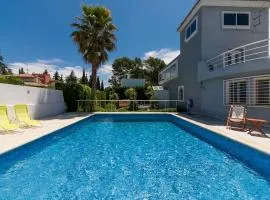 Villa Luna con piscina privada en Embalse del Cubillas
