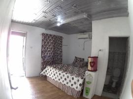 CHEAPEST Bungalow AC ROOM, beach rental in Sabang