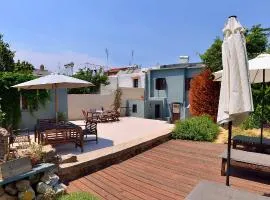 Villa Leon - House in Medieval town with spacious courtyard