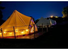 Grădina Magică a Lavandei Glamping, tenda mewah di Urlaţi