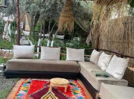 Dar Tadout, cabana o cottage a Aït Ourir