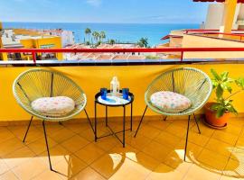 Cozy beachfront flat with pool & panoramic sea view terrace, hotel in Puerto de Santiago