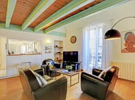 Uncourtsejour - Nîmes la Rome française