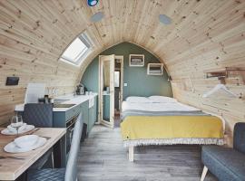 Iona Pods, cheap hotel in Iona