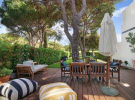 Vilamoura com Piscina e Wifi, hotel em Vilamoura