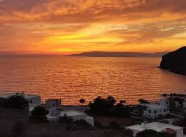 Sunset Apartment II