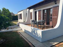 Maison Villa Sables-d'Olonne, hotel v destinaci Les Sables-dʼOlonne