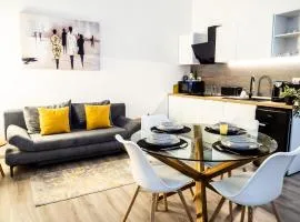 D52 - New home in downtown