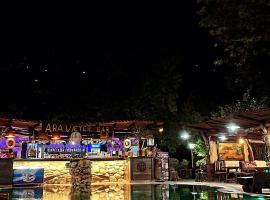 Ara E Vjeter Resort, hostal o pensión en Velipojë