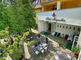 Hotel Magnólia, porodični hotel u gradu Balatonsepezd