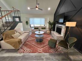 Luxurious Home - Gameroom - Cowboy Pool, hotel pre rodiny v destinácii San Diego