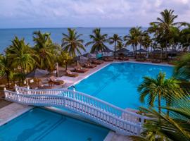 Hotel Cocoliso Island Resort: Isla Grande'de bir otel