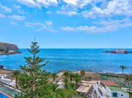 Frontline Ocean View Apartment Los Cristianos