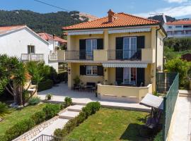 Villa Ana, hôtel à Rab